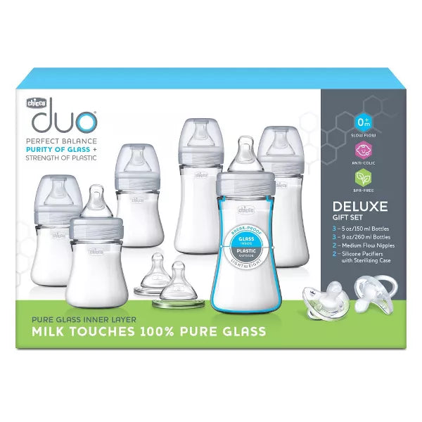 A box of Avent Duo baby bottle set with various bottles and accessories on a white background.