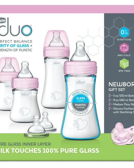 Chicco Duo baby bottle set packaging with bottles and pacifier on a white background